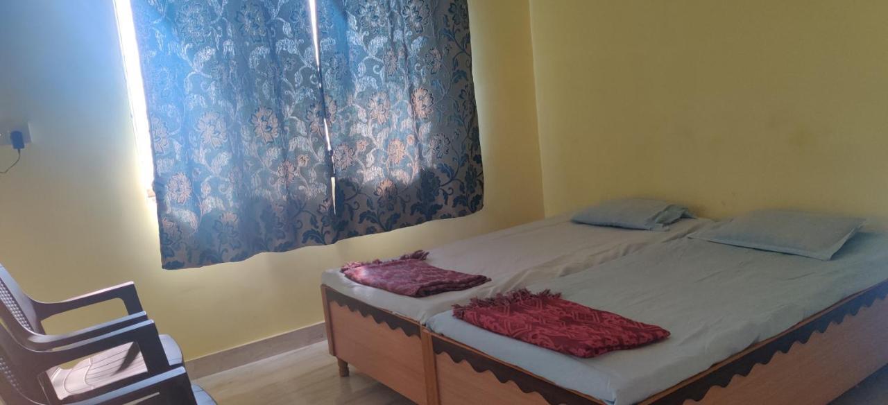 Gulmohar Cottages - Home Stay In Алибаг Экстерьер фото